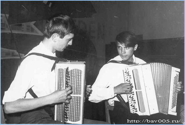Александр Белоусов и Александр Серёгин Тула, 1968 год: https://bav005.narod.ru/