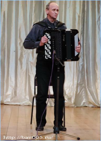 Сергей Нефёдов на юбилейном концерте Сергея Сенина. Тула, 2015 год: http://bav005.ru/